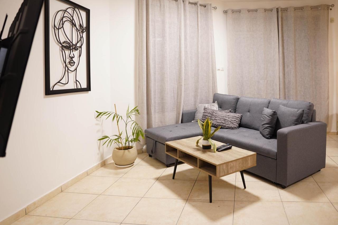 Daniel'S Garden Apartment إيلات المظهر الخارجي الصورة